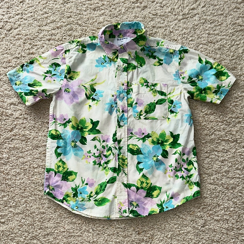 Old navy boys button down. Size medium or 8